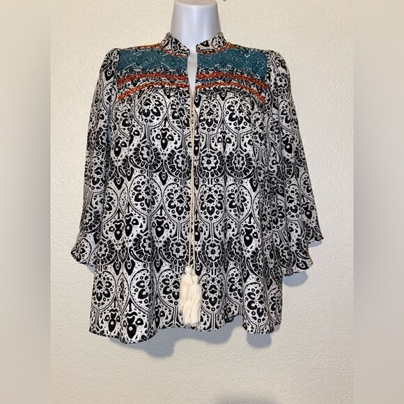 THML Boho Peasant Embroidered Floral Print Oversized peasant top size Small - Picture 1 of 9